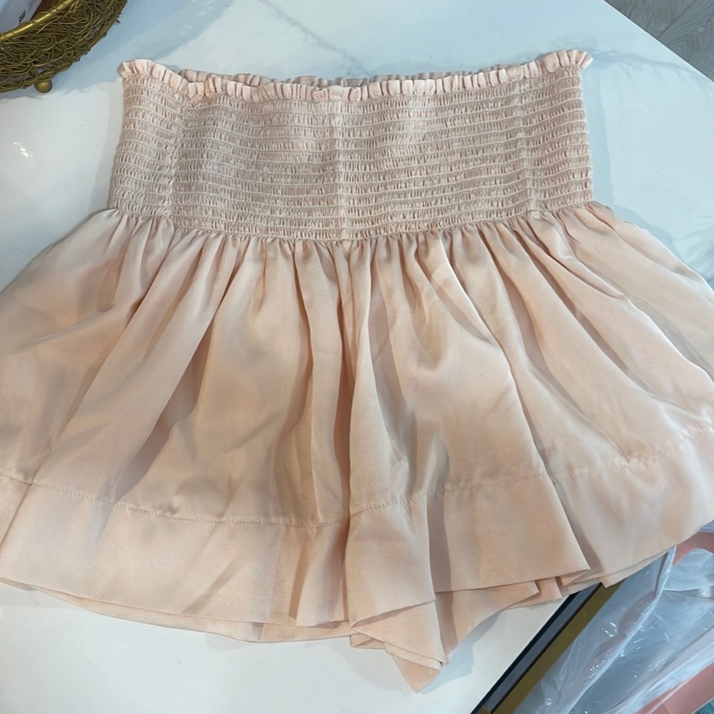 Cream colored popular style Koch skort/skirt.